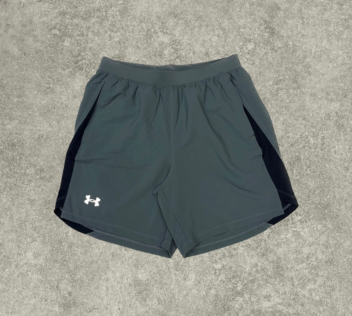 Under Armour 7” Launch Shorts - Grey/Black