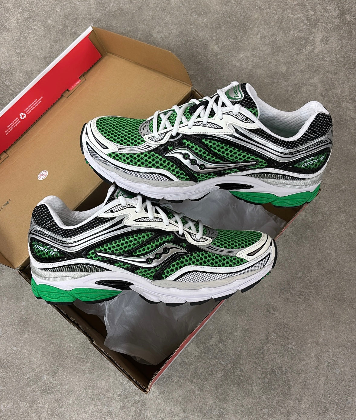 Saucony ProGrid Omni 9 - Green Silver