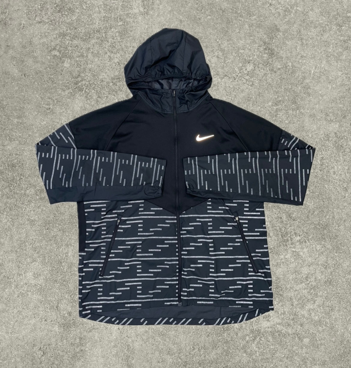 Nike Therma-FIT Flash Windrunner - Black