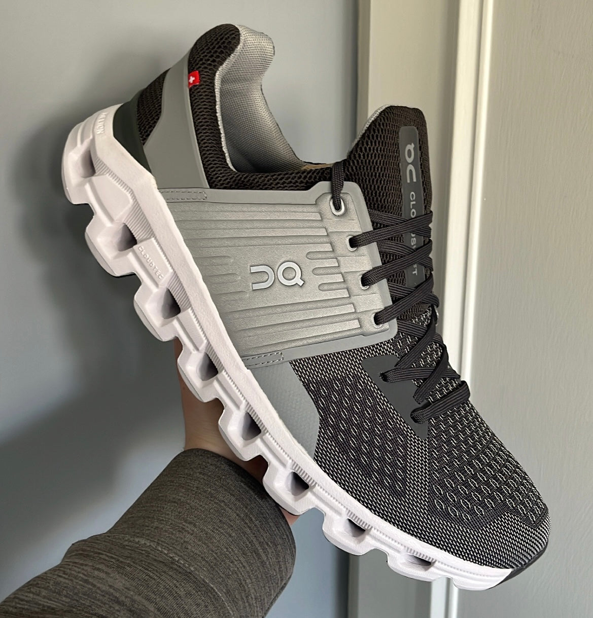 ON Cloudswift - Grey