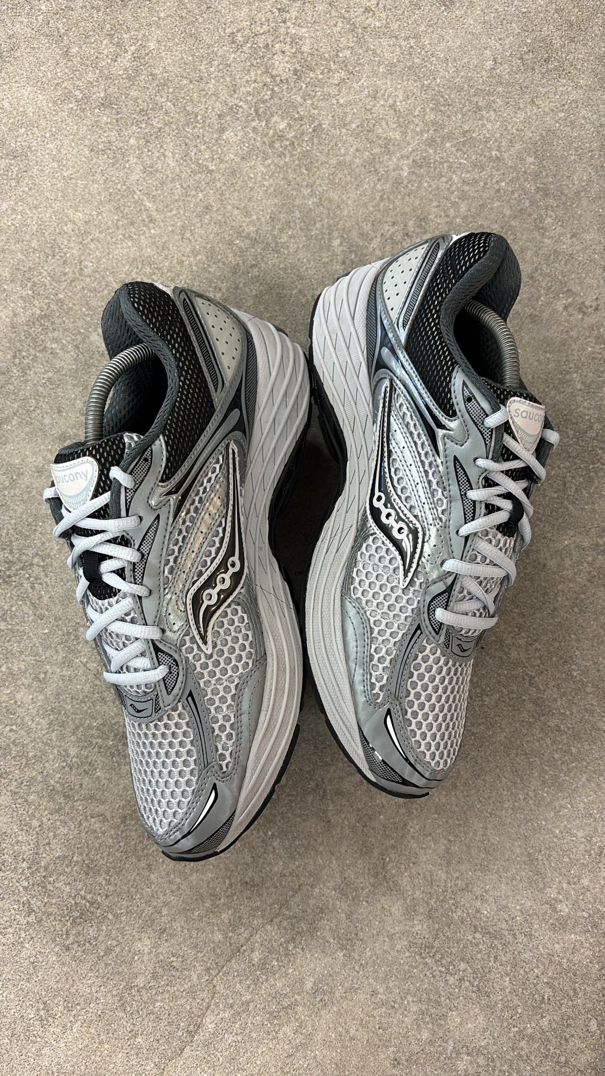Saucony ProGrid Omni 9 - Microchip