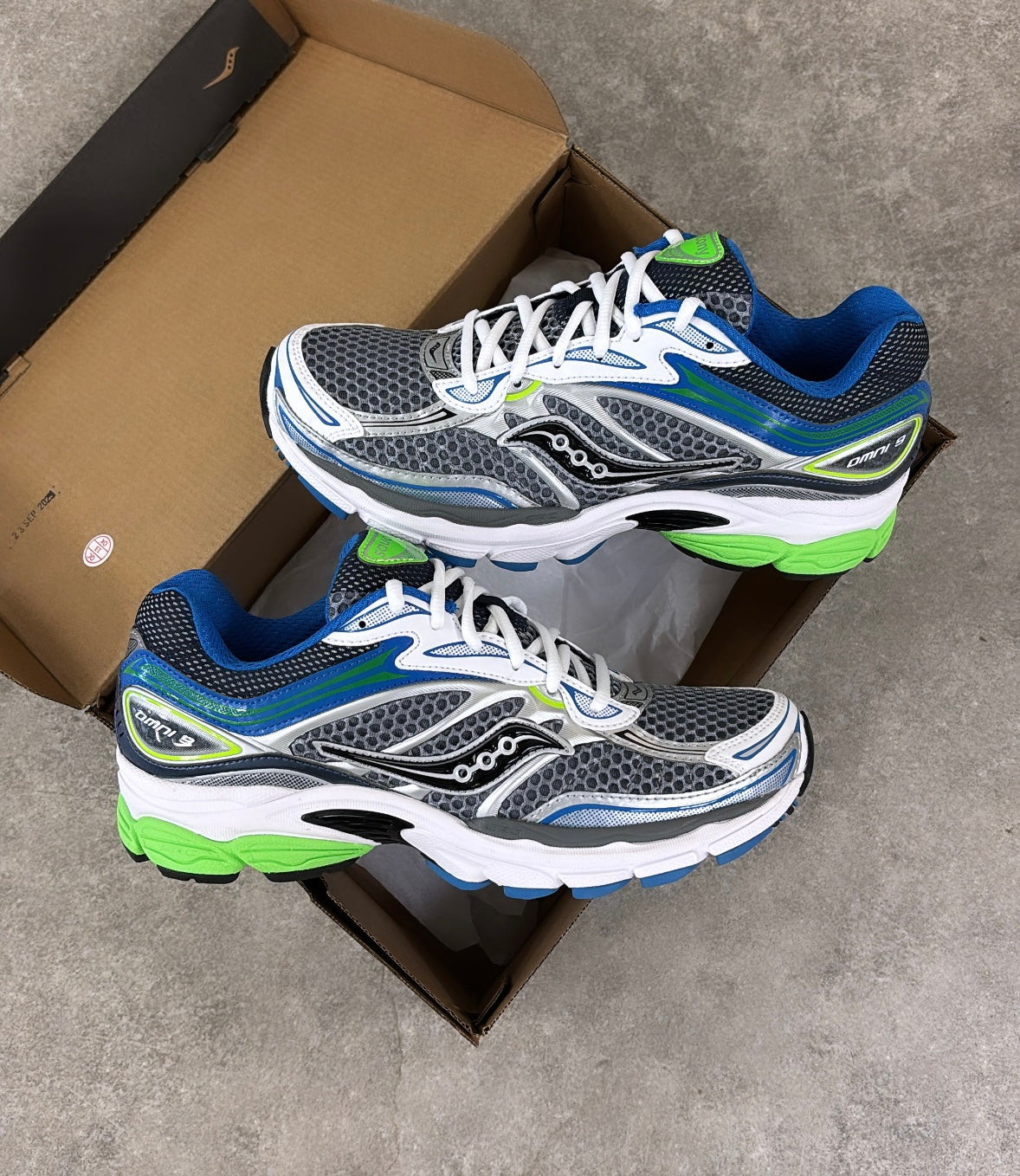 Saucony ProGrid Omni 9 - Grey Slime