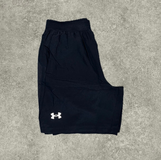 Under Armour ‘Launch’ 7” Shorts - Black