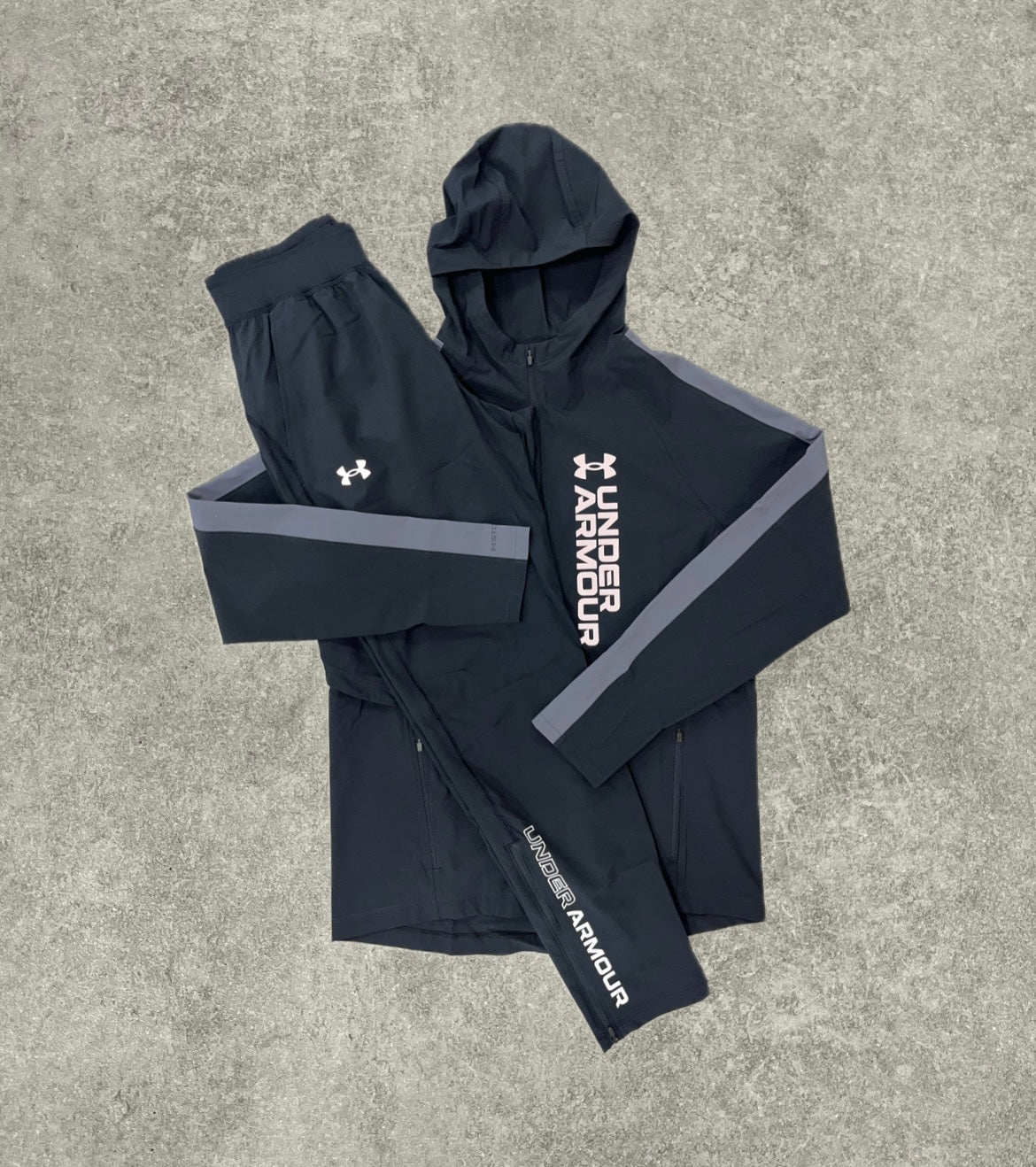 Under Armour ‘Storm’ Windrunner & Bottoms Set - Grey/Black