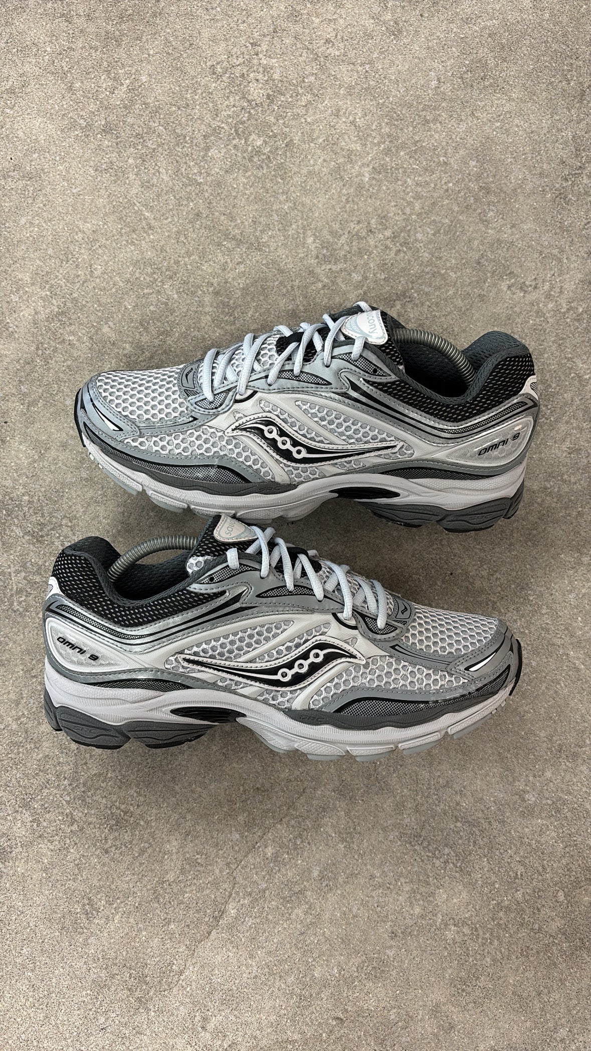 Saucony ProGrid Omni 9 - Microchip