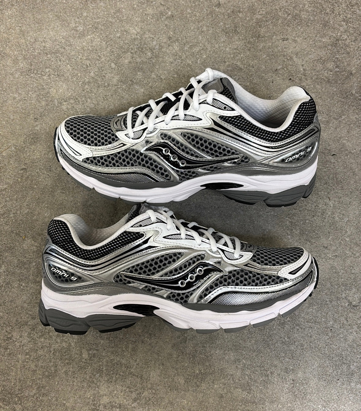 Saucony ProGrid Omni 9 - Grey Silver