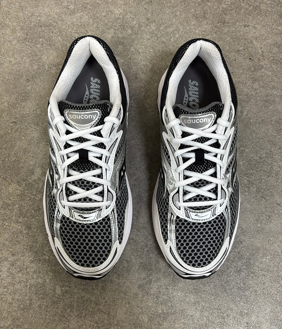 Saucony ProGrid Omni 9 - Grey Silver