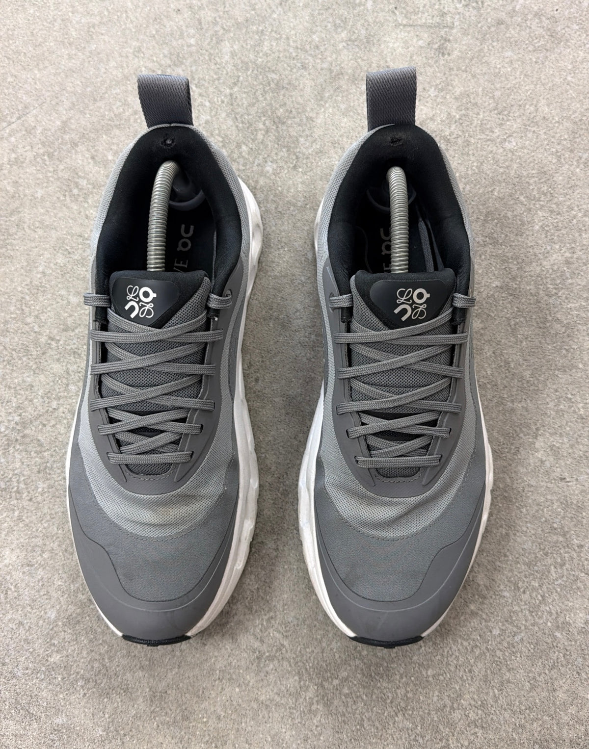 ON x Loewe Cloudtilt 2.0 - Grey (UK9)