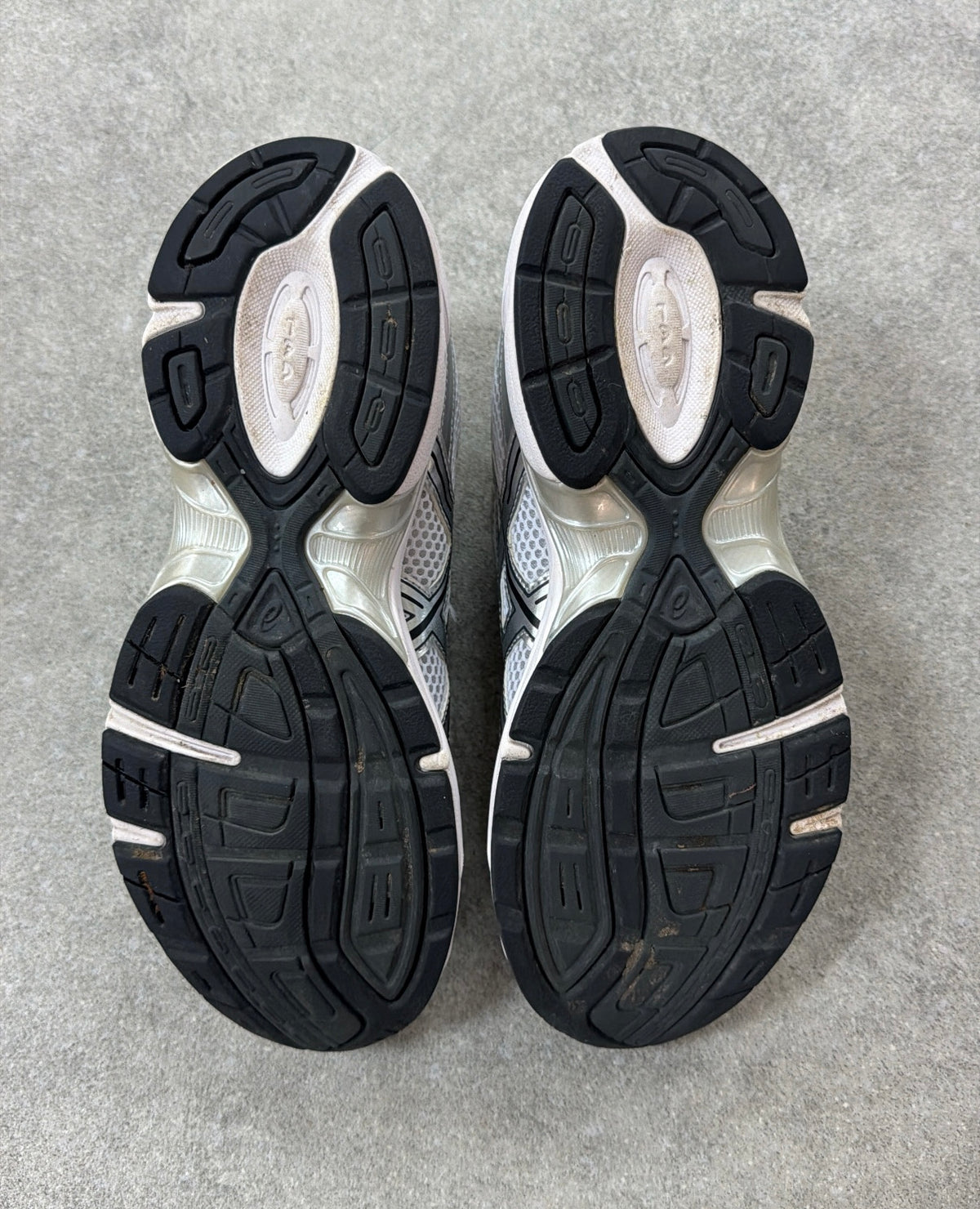 Asics Gel 1130 - White Pure Silver (UK7.5)