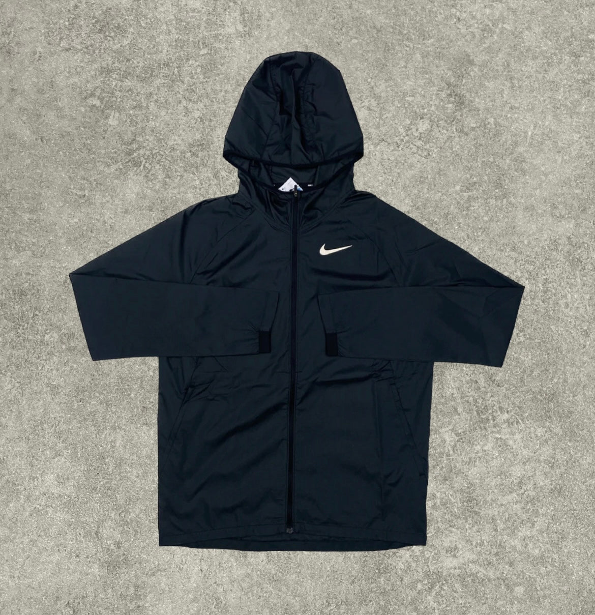 Nike ‘Essential’ Windbreaker - Black