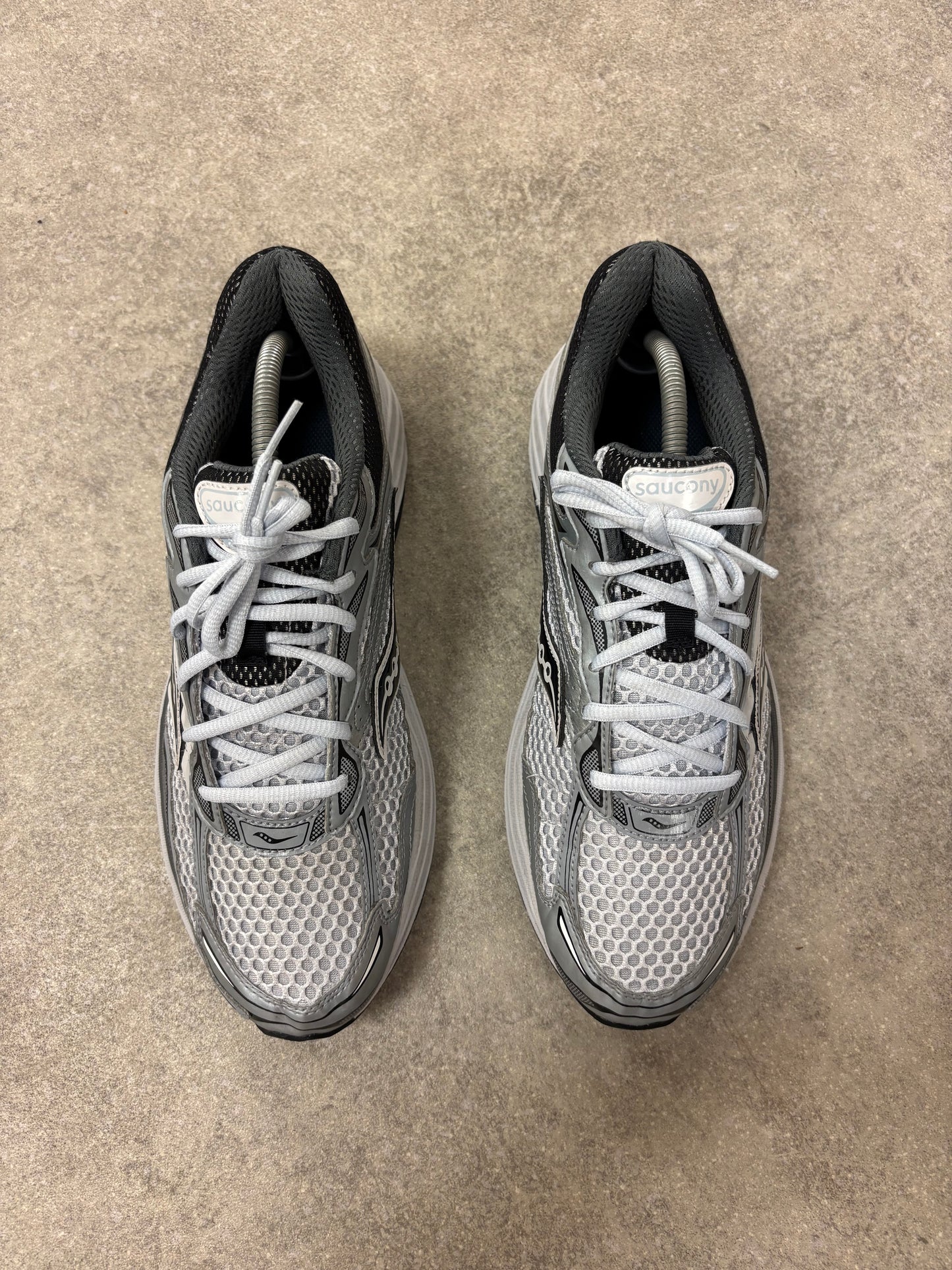 Saucony ProGrid Omni 9 - Microchip