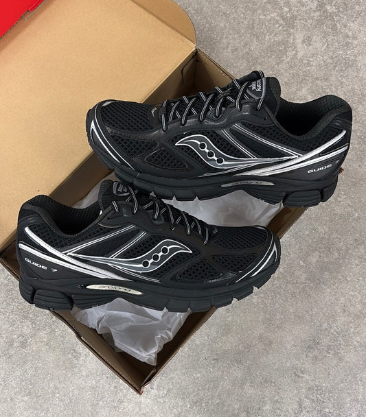 Saucony ProGrid Guide 7 - Black Silver