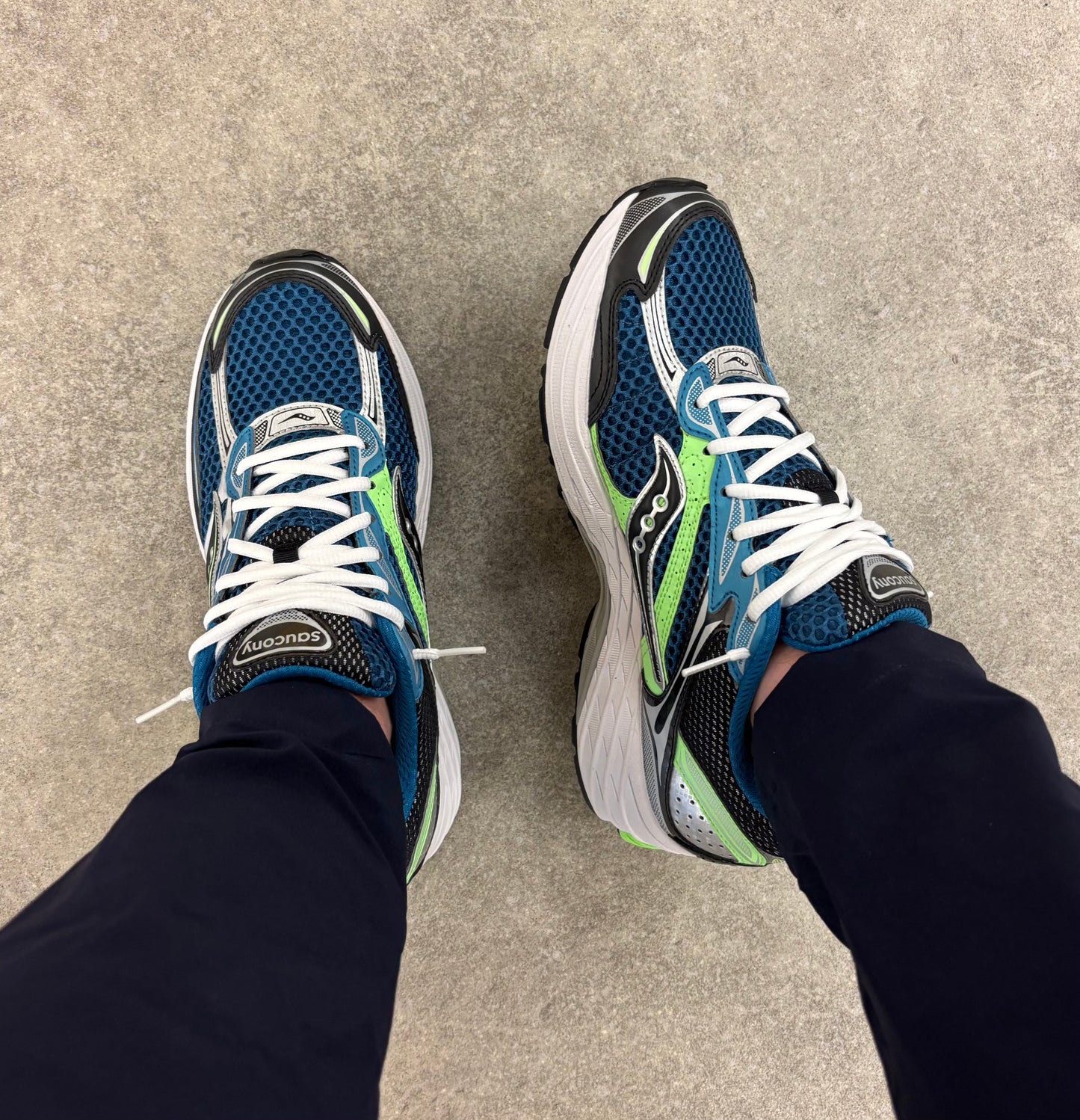 Saucony ProGrid Omni 9 - Blue Lime