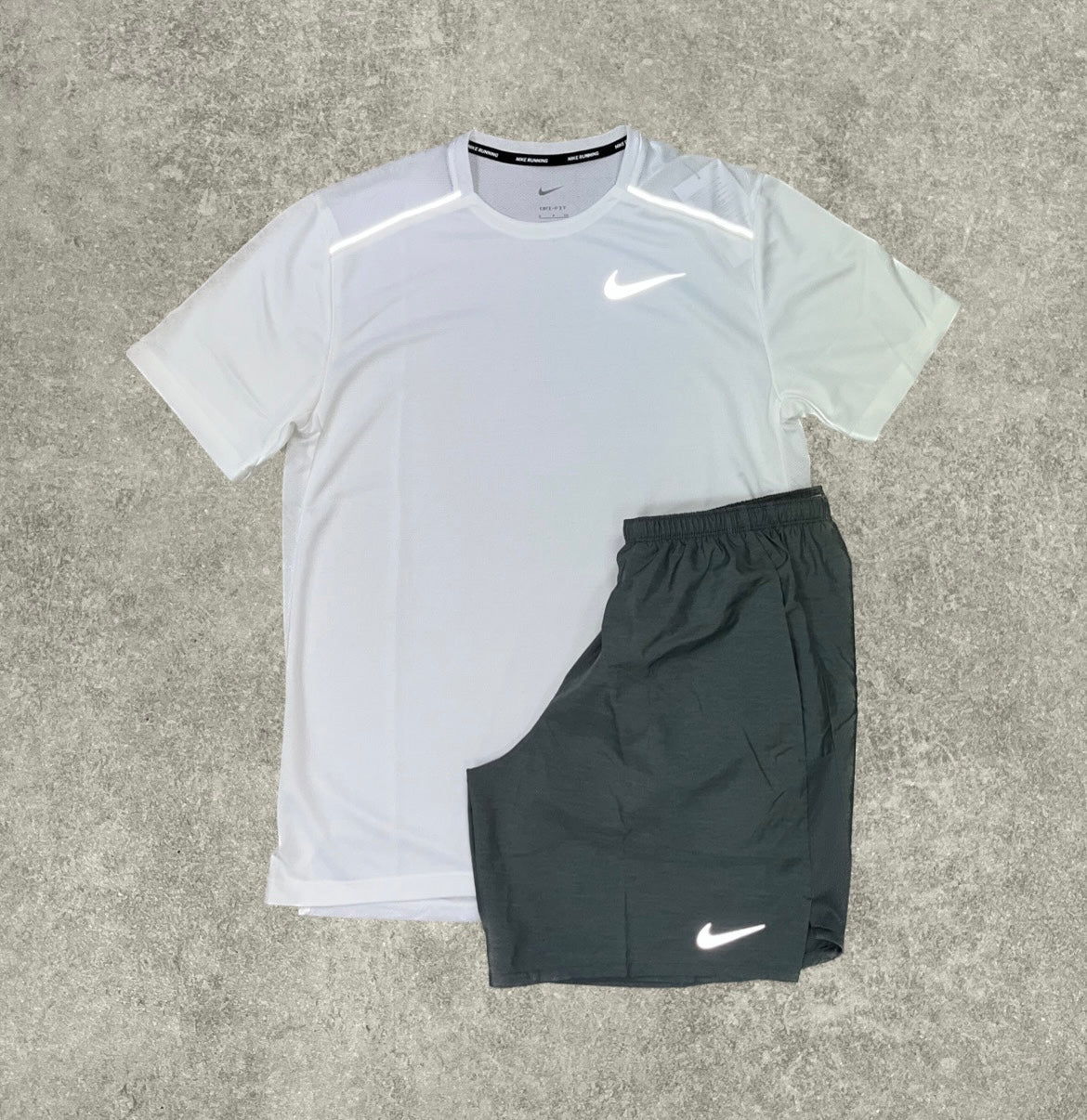 Nike Miler 1.0 & Challenger 7” Short Set - White/Grey