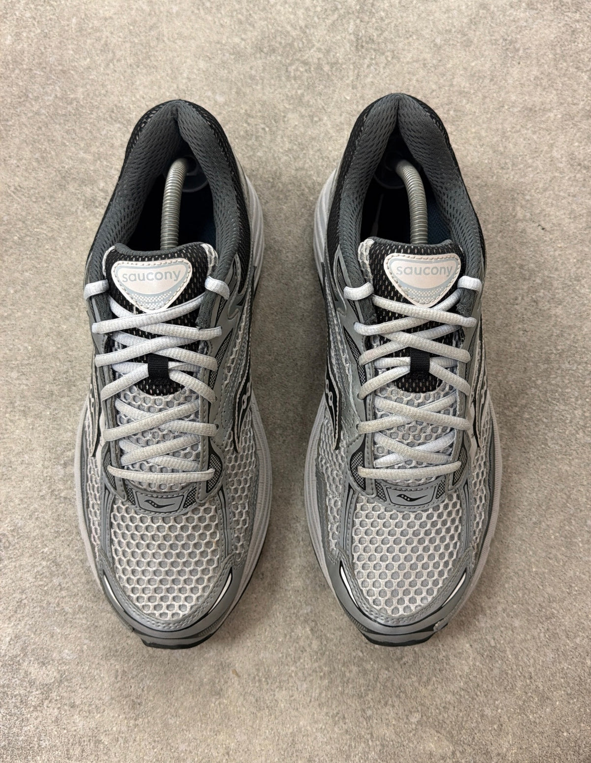 Saucony ProGrid Omni 9 - Microchip (UK10)